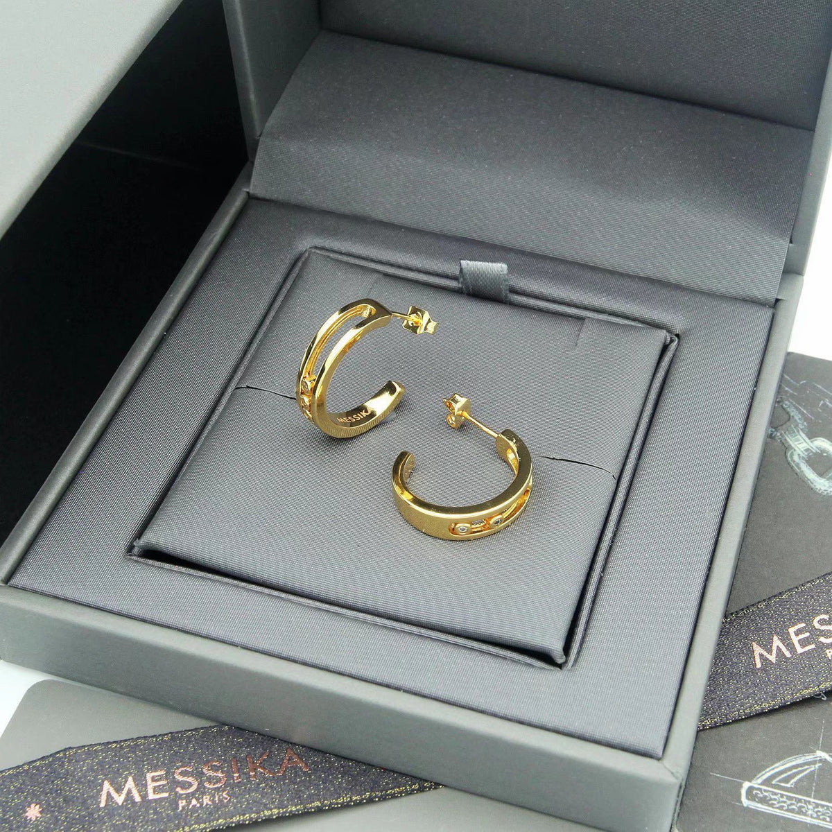 [Lume Jewelry] Move Double Hoop Earrings, 3 Movable Stones