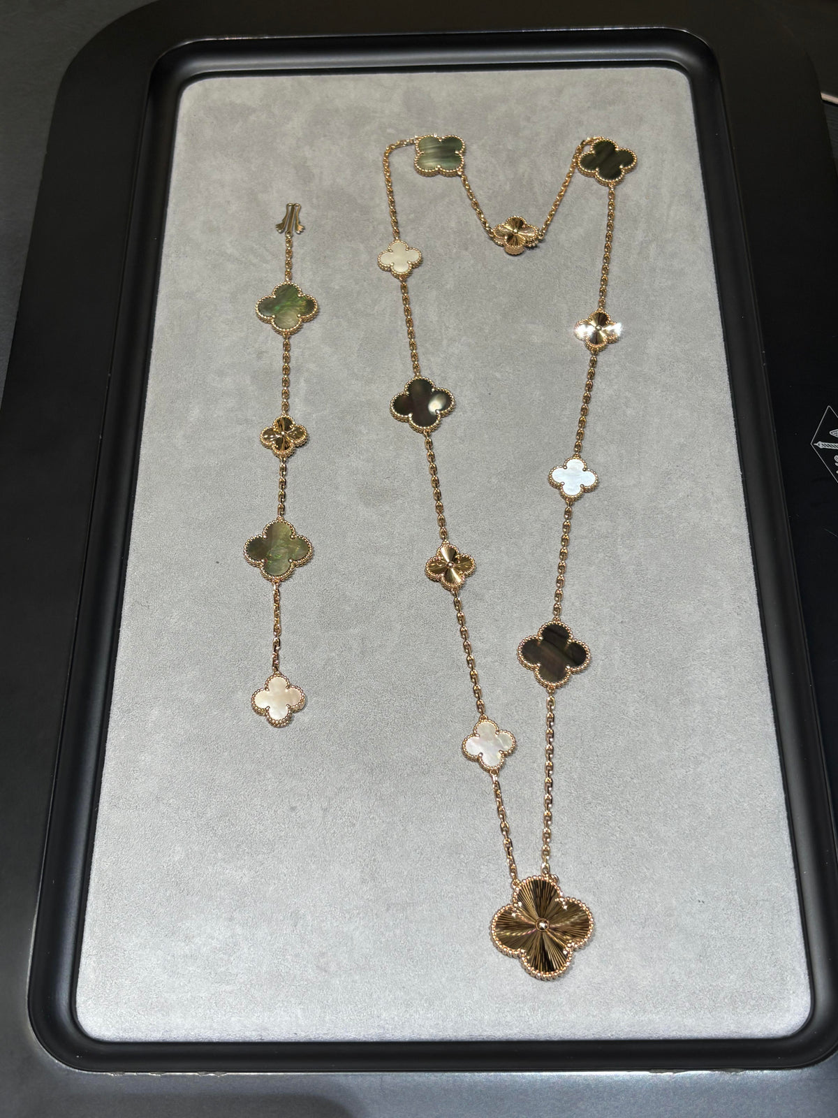 [¡®Lume Jewelry¡¯] 25 NEW CLOVER 15 MOTIFS GRAY MOTHER-OF-PEARL