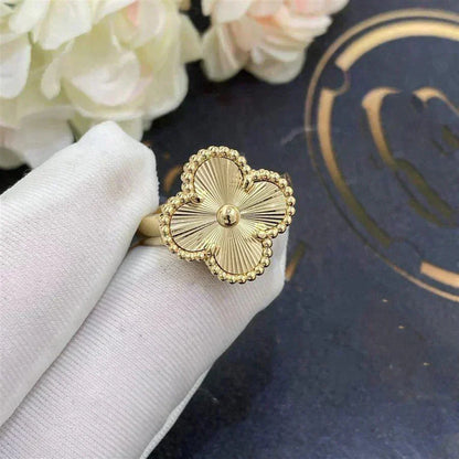 ¡®Lume Jewelry¡¯CLOVER GOLD RING